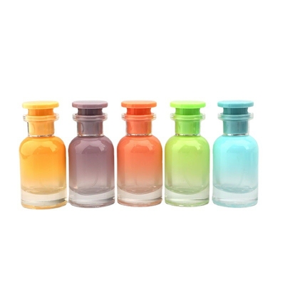 Beli Produsen Grosir Spot Botol Parfum Semprot 30ml, Botol Parfum Kaca Semprot Mulut Sekrup Warna Gradien online manufacture