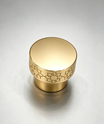 Beli Tutup Parfum Zamak dengan Konstruksi Tahan Lama dan Desain Elegan untuk Botol Parfum Mewah pembuatan online