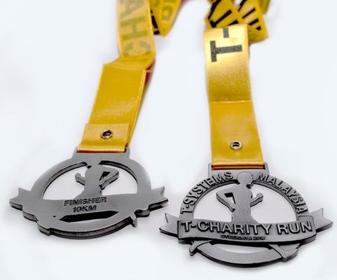 Paduan Seng ISO 60 * 3mm Shiny Silver Soft Enamel Medals